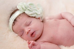 新生儿中暑的症状有哪些新生儿怎么预防中暑